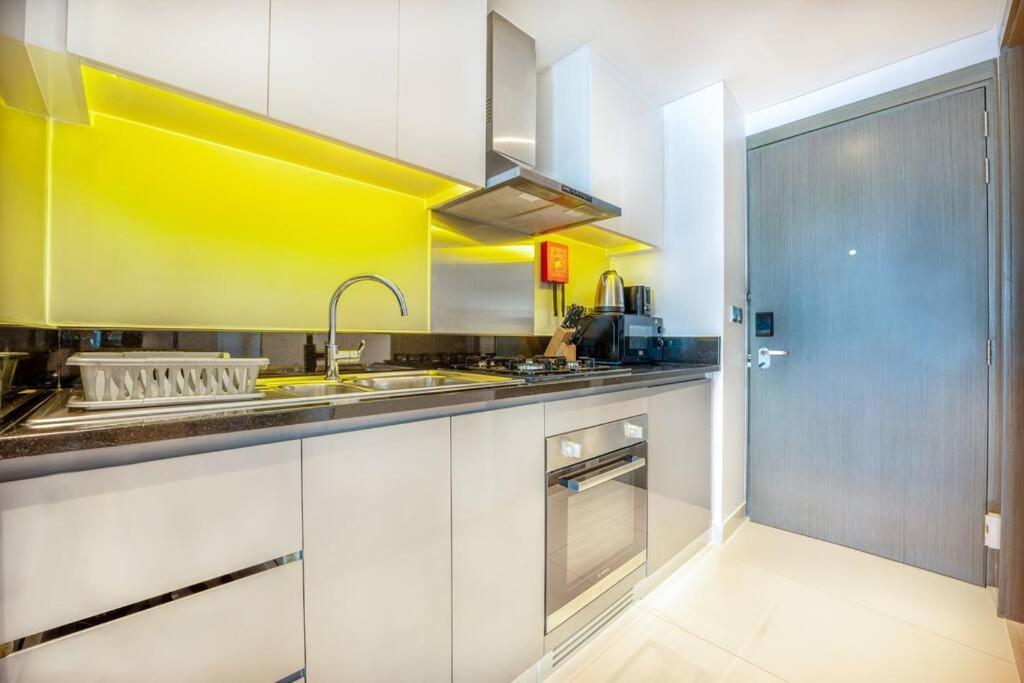 In Damac Maison Prive Business Bay - High Floor * Dubai