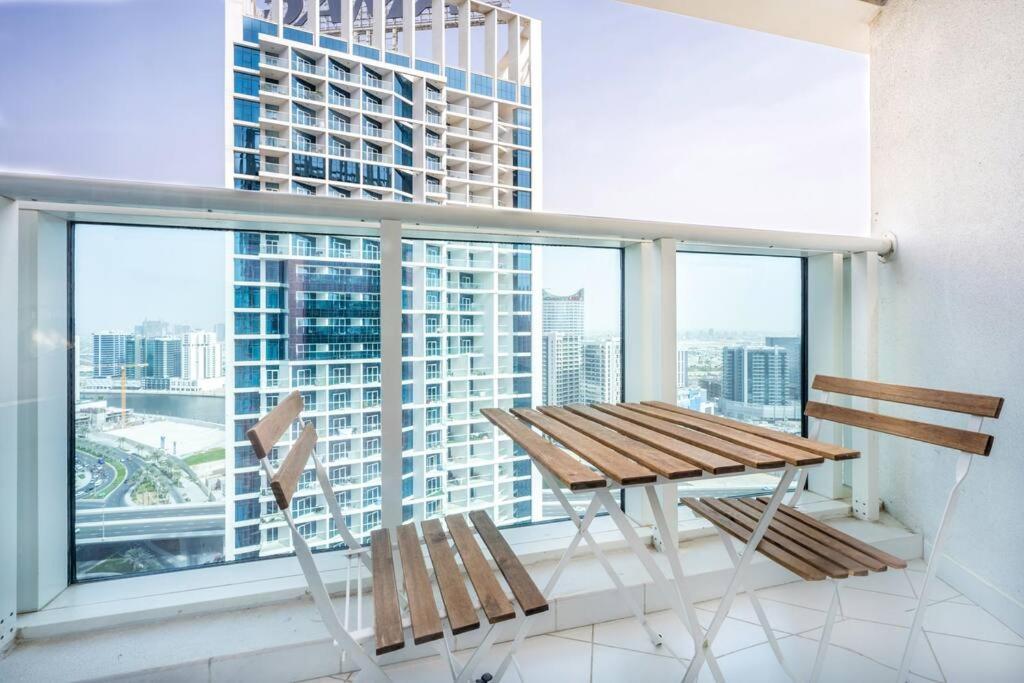 In Damac Maison Prive Business Bay - High Floor Apartment