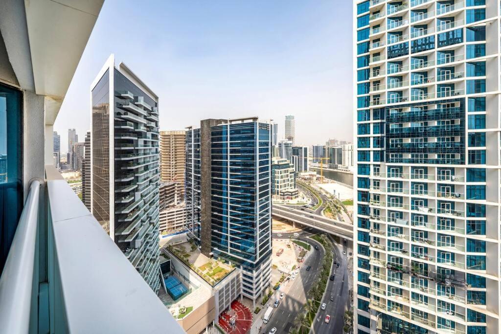 In Damac Maison Prive Business Bay - High Floor * Dubai